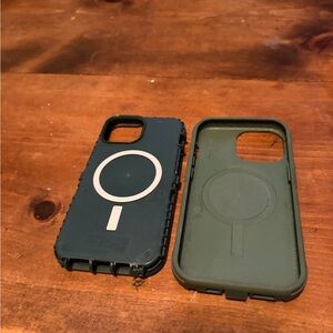 OtterBox Green MagSafe Phone Case